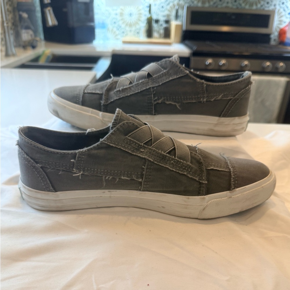 Dr. Scholl's All Day Comfort Gray Canvas Sneakers